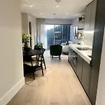 Godson Luxury One Bed Apartment