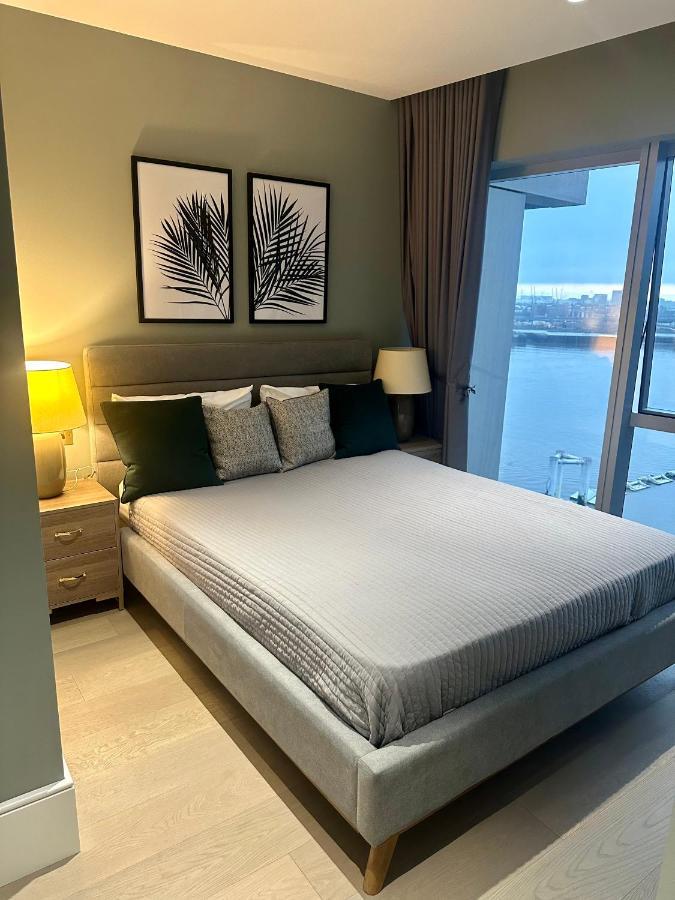 Godson Luxury One Bed
